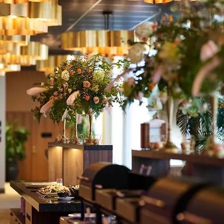 V & Conference Hotel