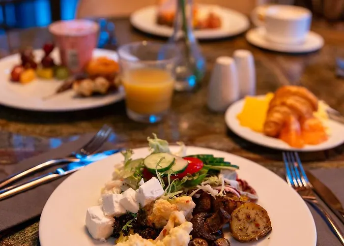 Hotell V & Conference 4*